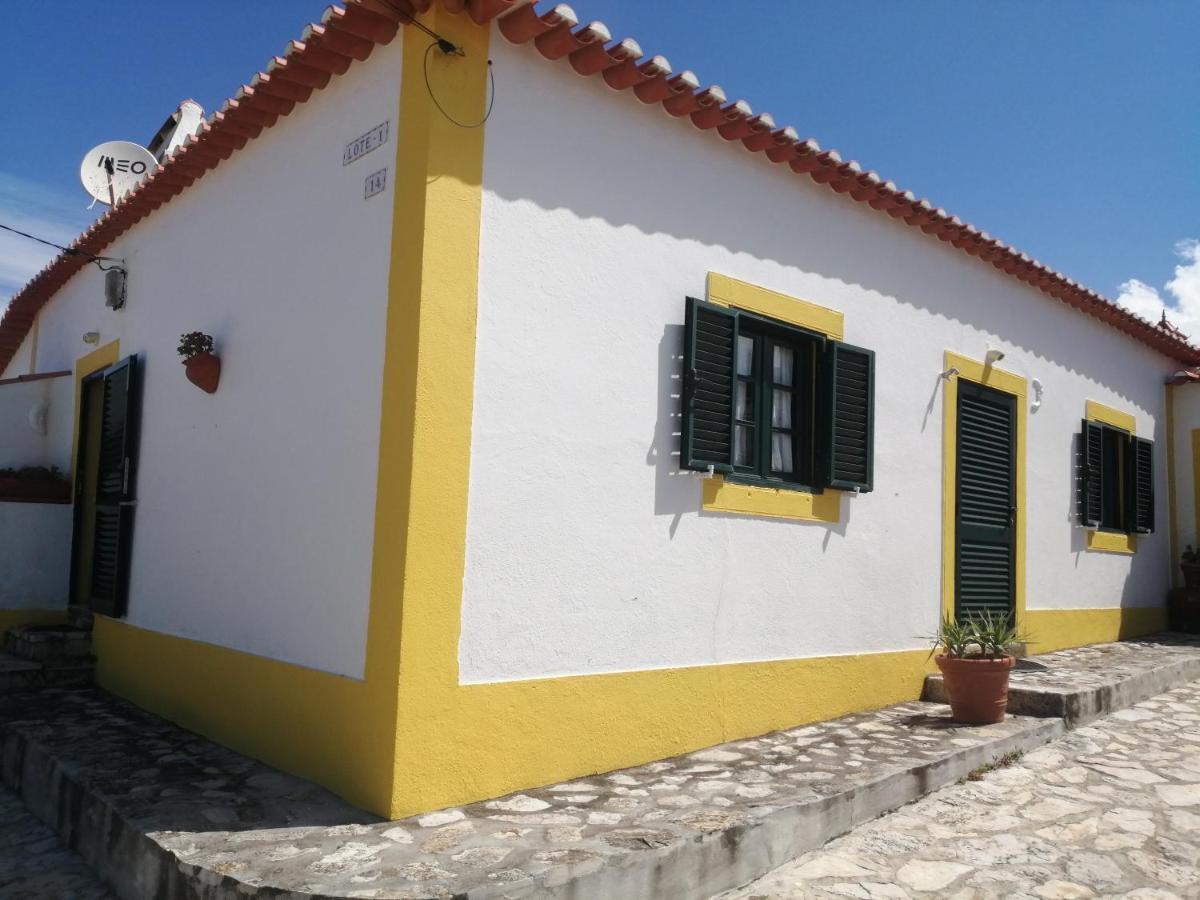 Casas Da Lagoa - 4 Casas De Ferias Independentes Santo Isidoro Buitenkant foto
